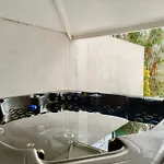빌라 Magnifique Avec Piscine En Bord De 르프라데
