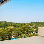 Magnifique Avec Piscine En Bord De * 르프라데